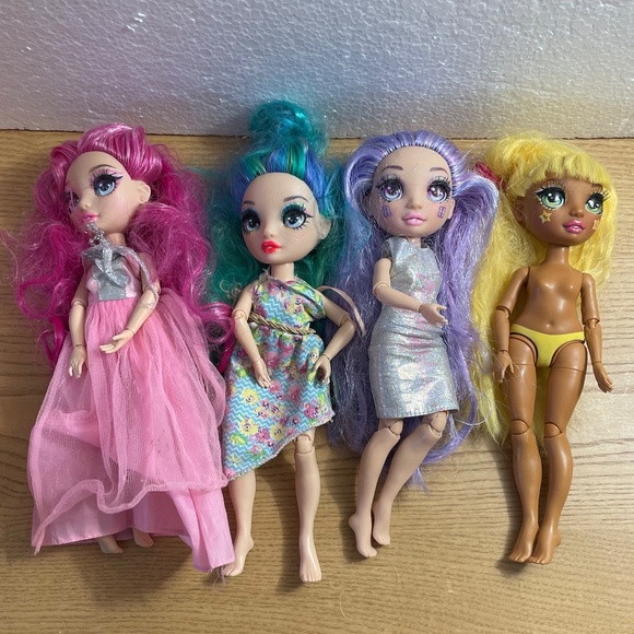 Rainbow High Dolls Sunny Madison Violet Willows Holly Stella Cheer 11" Lot of 4